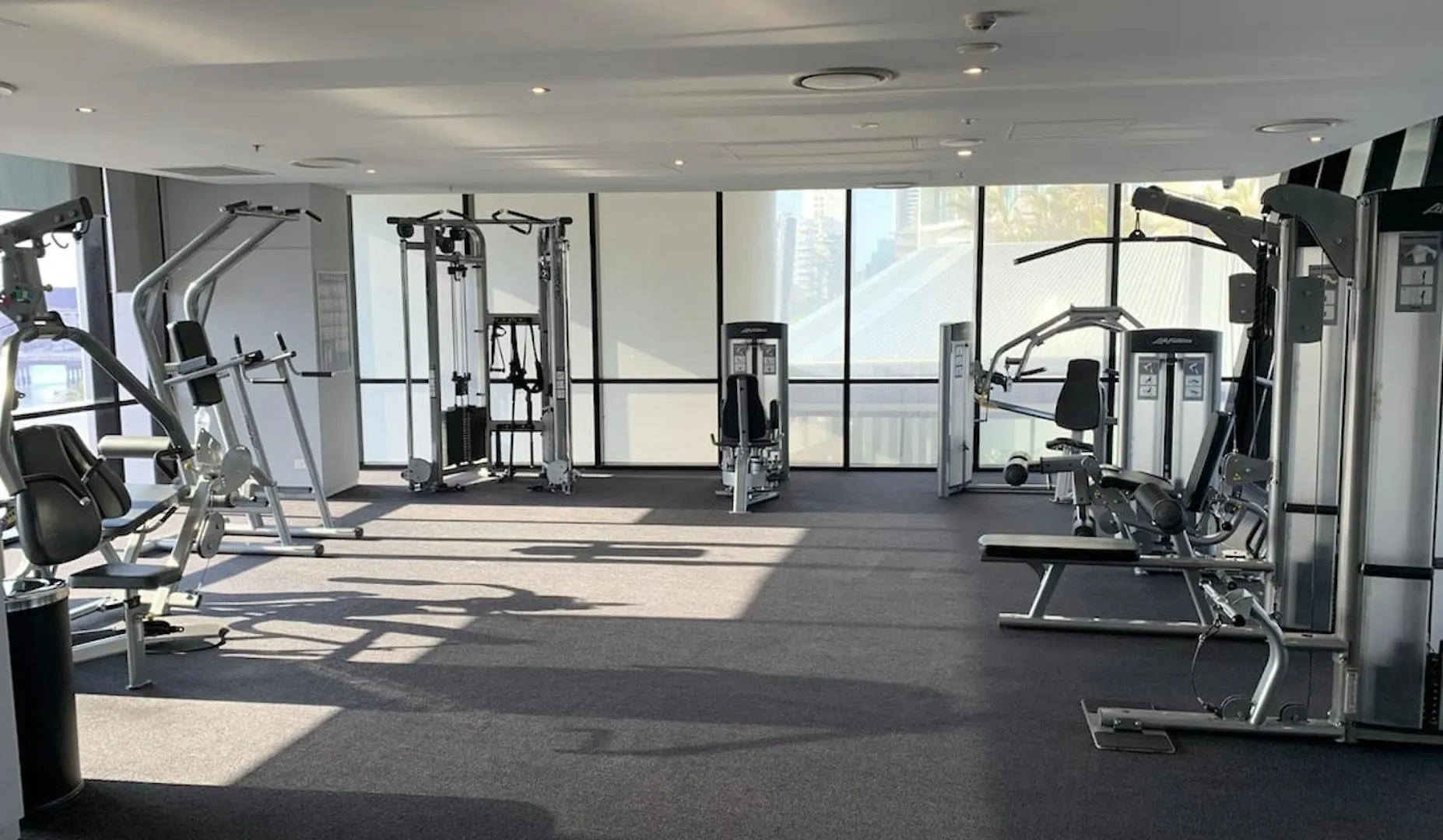 Beach Mountain View Sleeps 6 Surfers Paradise 2 Bed 2 Bath Circle On Cav & Hilton Surfers غولد كوست أستراليا